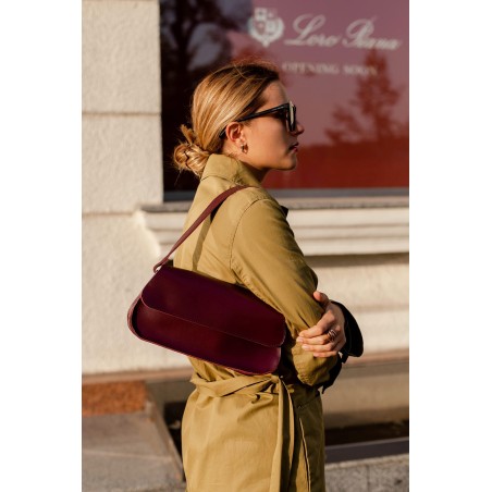 Burgundy Simple Shoulder Bag