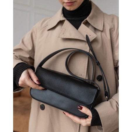 Genuine leather elegant crossbody bag