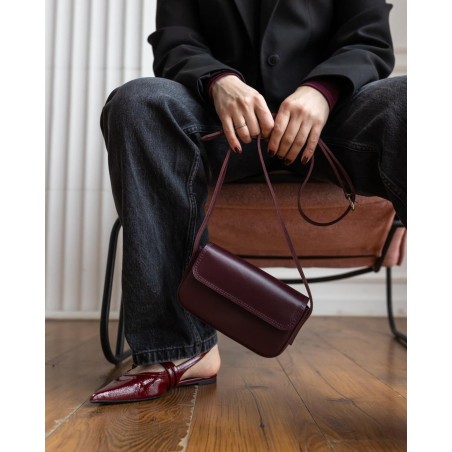 Women's Burgundy Leather Bag