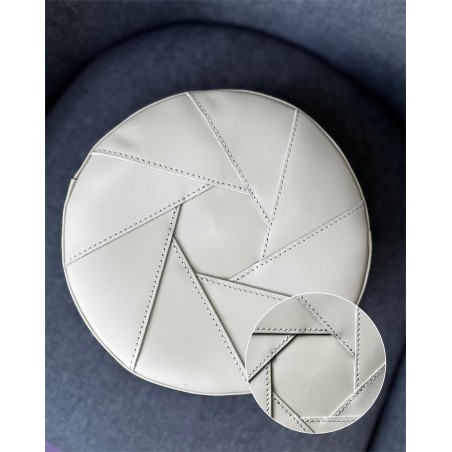 Personalized Leather Round Wallet in White